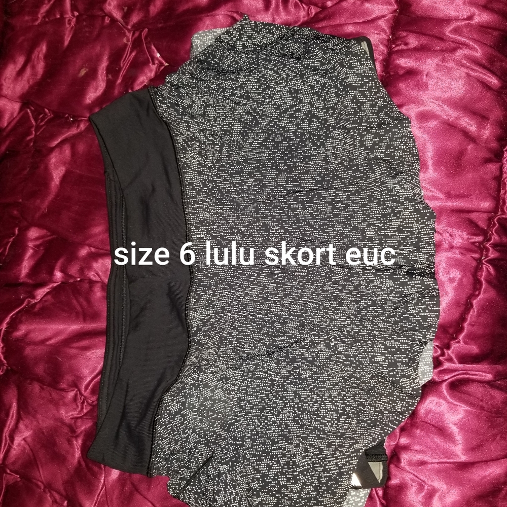 Lulu skort